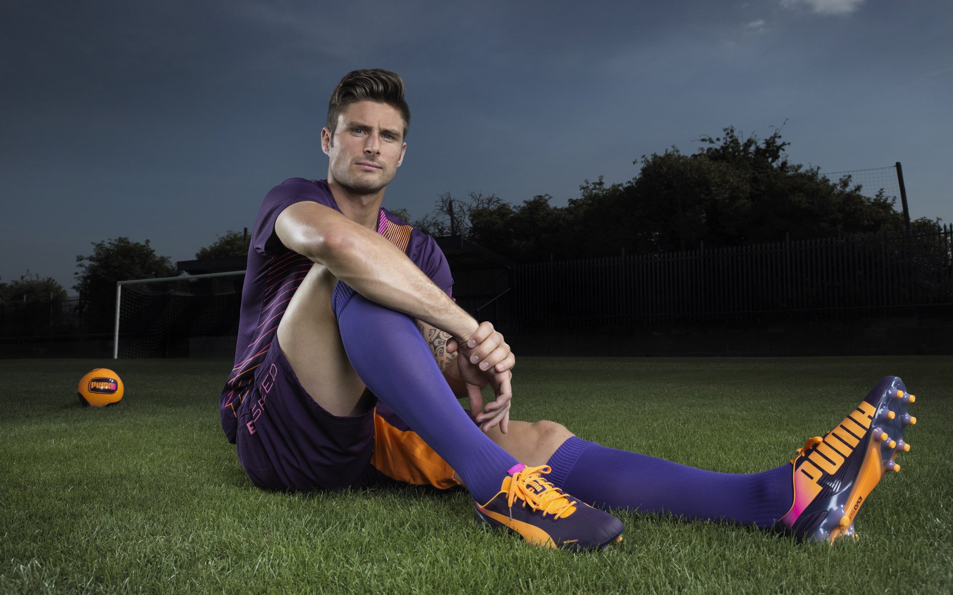 德甲积分榜：拜仁领跑多特紧Follow，争夺激烈，德甲 积分